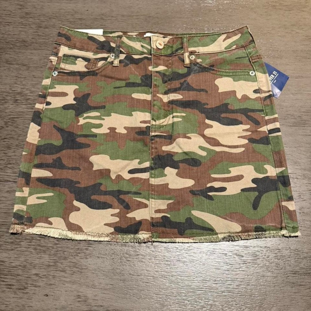 nwt‎ forever 21 camo skirt